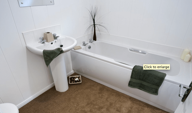 Mackworth lodge bathroom