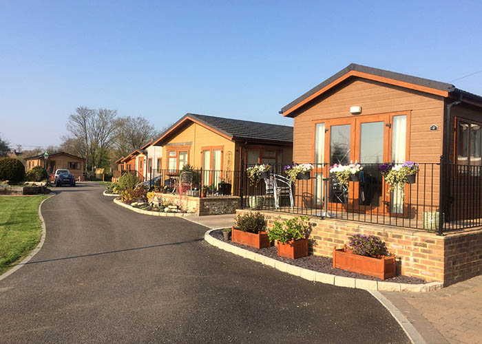 riverside park lodges