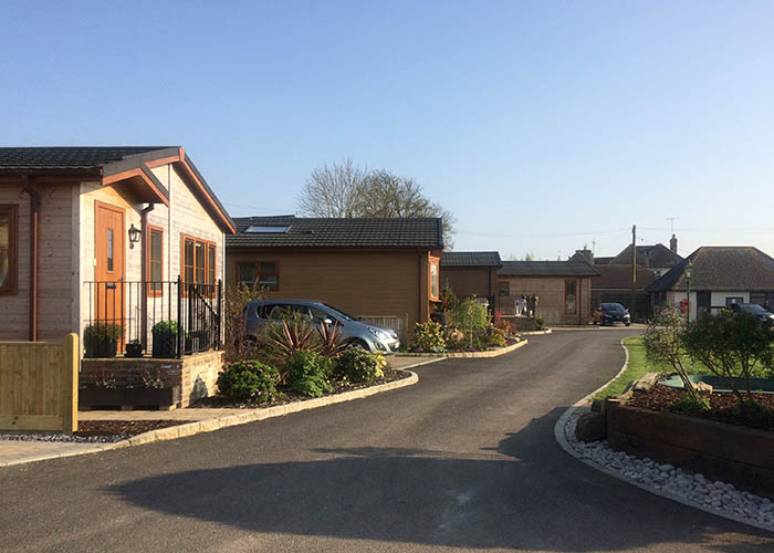 riverside park lodges