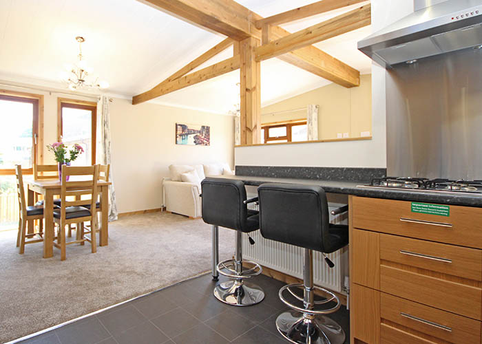 Lodge11_Dining-kitchen